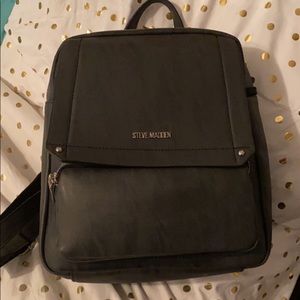 Steve Madden carryon
